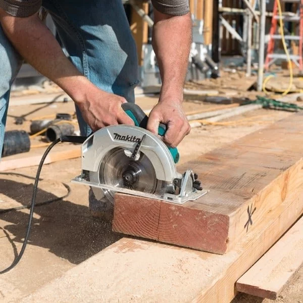 Sierra Circular Makita 7 1/4" 1.200W HS7600-2