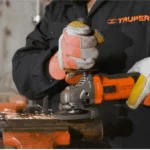 Combo Pulidora Truper ErgoPro 4 1:2 850 + Gafas y Flexometro 100250 accion