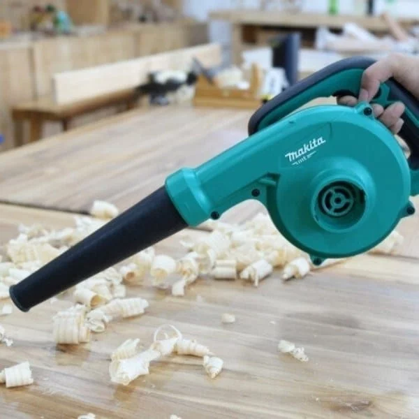 Sopladora Aspiradora Makita 600W M4001B-3
